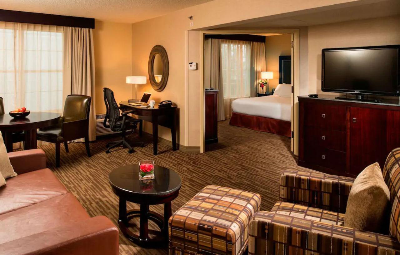 Doubletree By Hilton Raleigh Durham Airport At Research Triangle Park Hotell Eksteriør bilde
