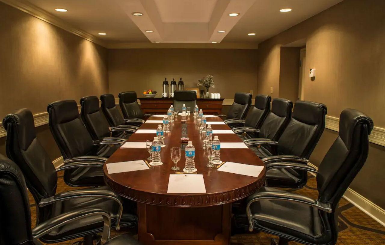Doubletree By Hilton Raleigh Durham Airport At Research Triangle Park Hotell Eksteriør bilde