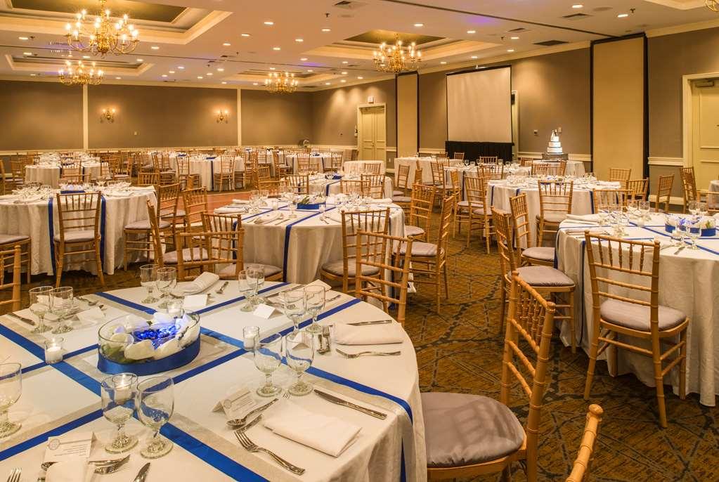 Doubletree By Hilton Raleigh Durham Airport At Research Triangle Park Hotell Fasiliteter bilde