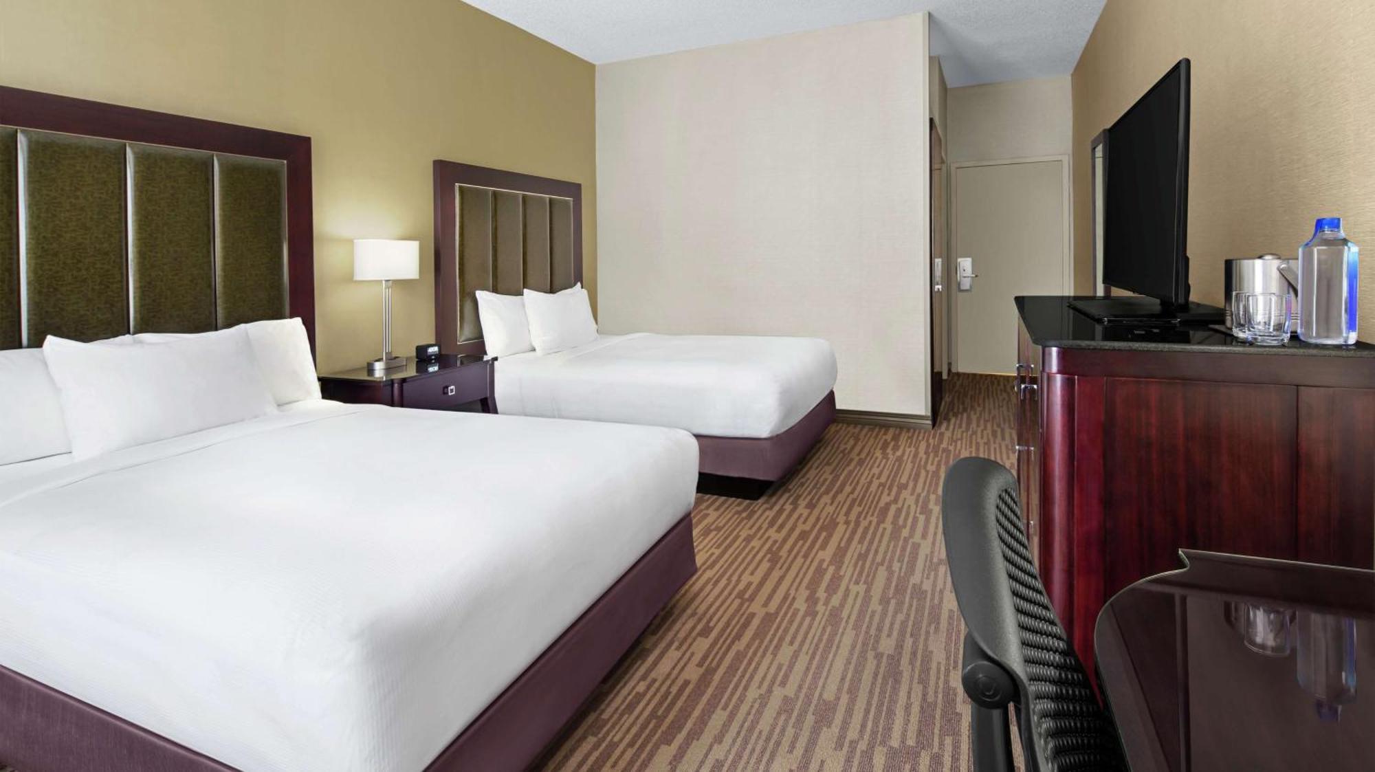 Doubletree By Hilton Raleigh Durham Airport At Research Triangle Park Hotell Eksteriør bilde