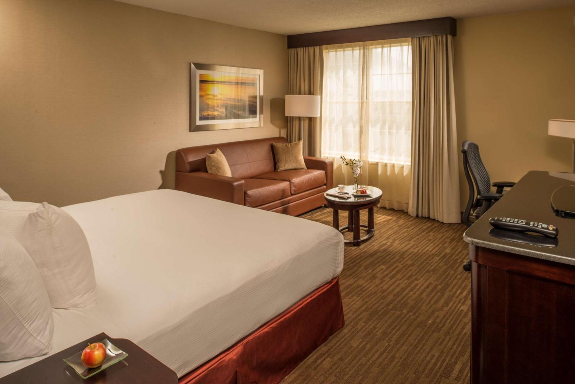 Doubletree By Hilton Raleigh Durham Airport At Research Triangle Park Hotell Eksteriør bilde