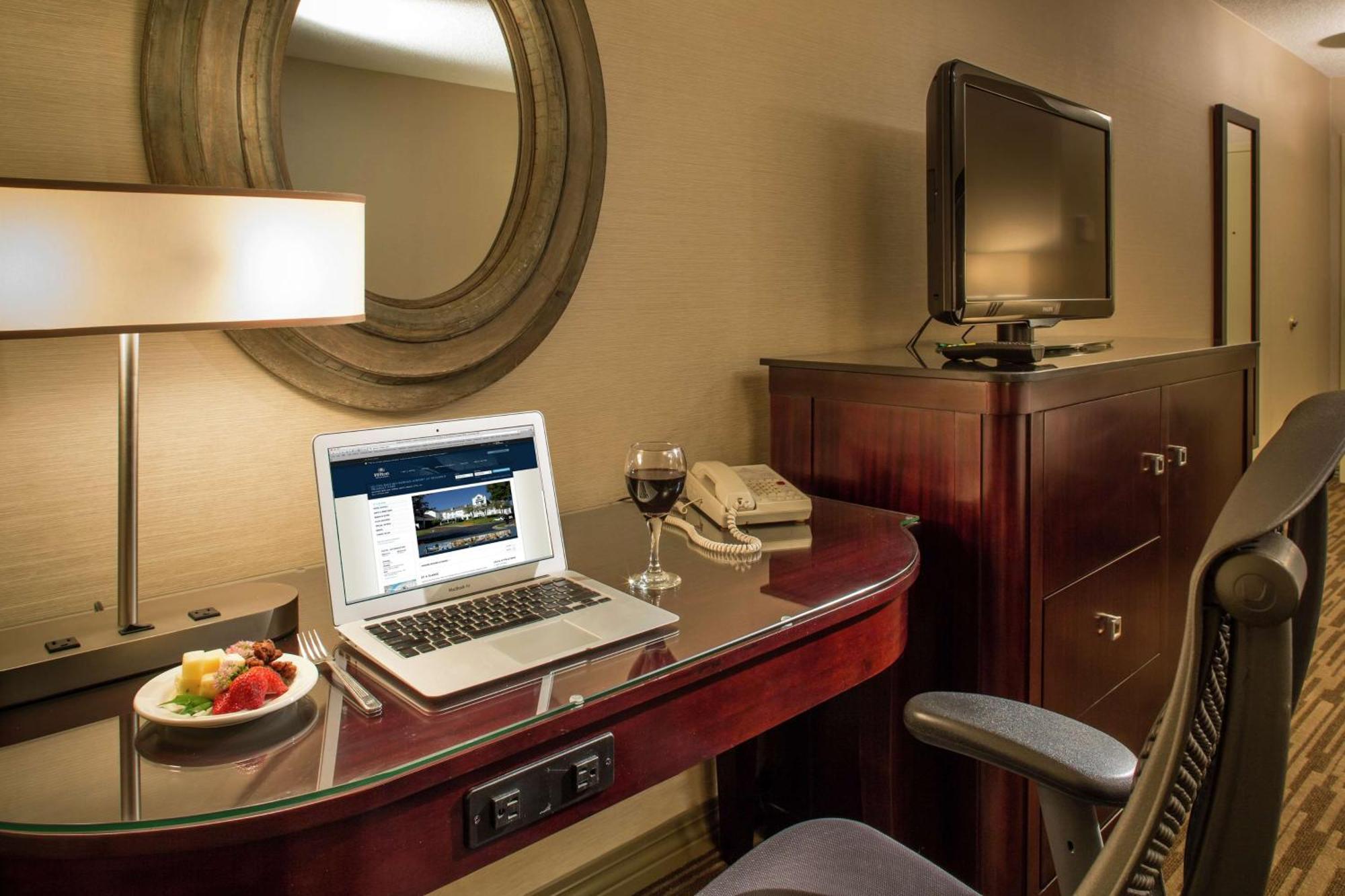 Doubletree By Hilton Raleigh Durham Airport At Research Triangle Park Hotell Eksteriør bilde