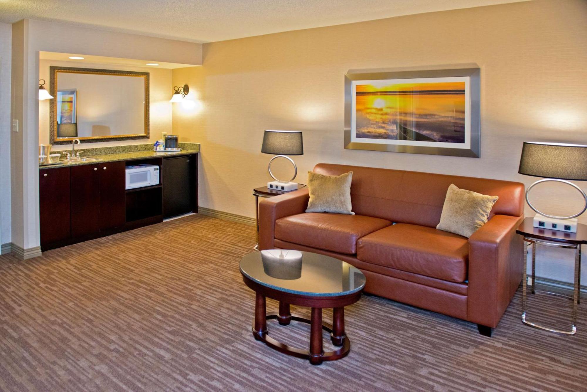 Doubletree By Hilton Raleigh Durham Airport At Research Triangle Park Hotell Eksteriør bilde