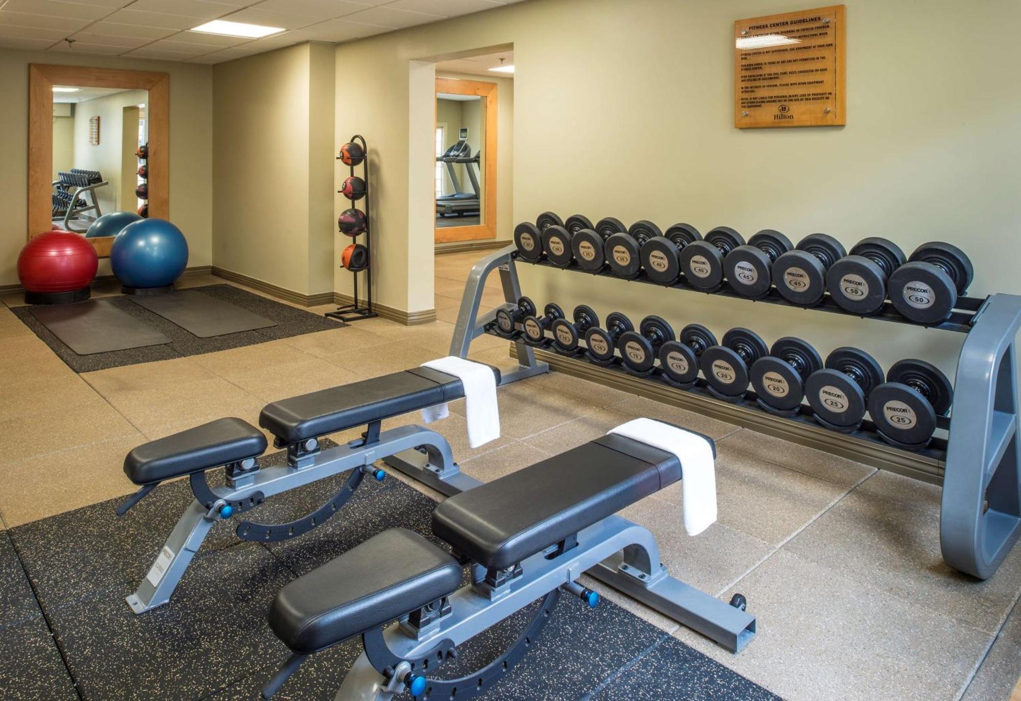 Doubletree By Hilton Raleigh Durham Airport At Research Triangle Park Hotell Eksteriør bilde